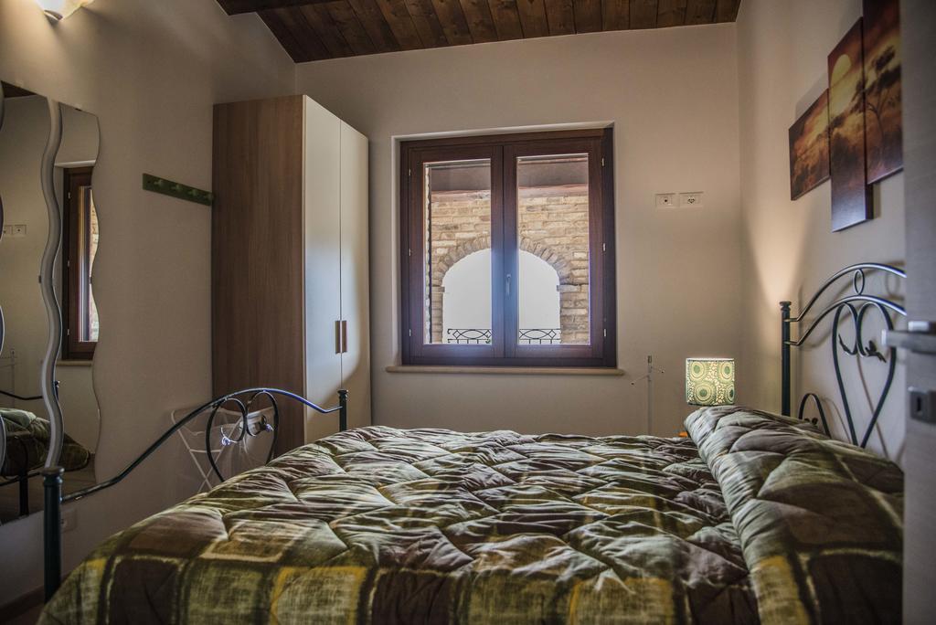 オッフィダ Dimora Rosso Piceno Bed & Breakfast 部屋 写真