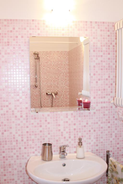 オッフィダ Dimora Rosso Piceno Bed & Breakfast エクステリア 写真